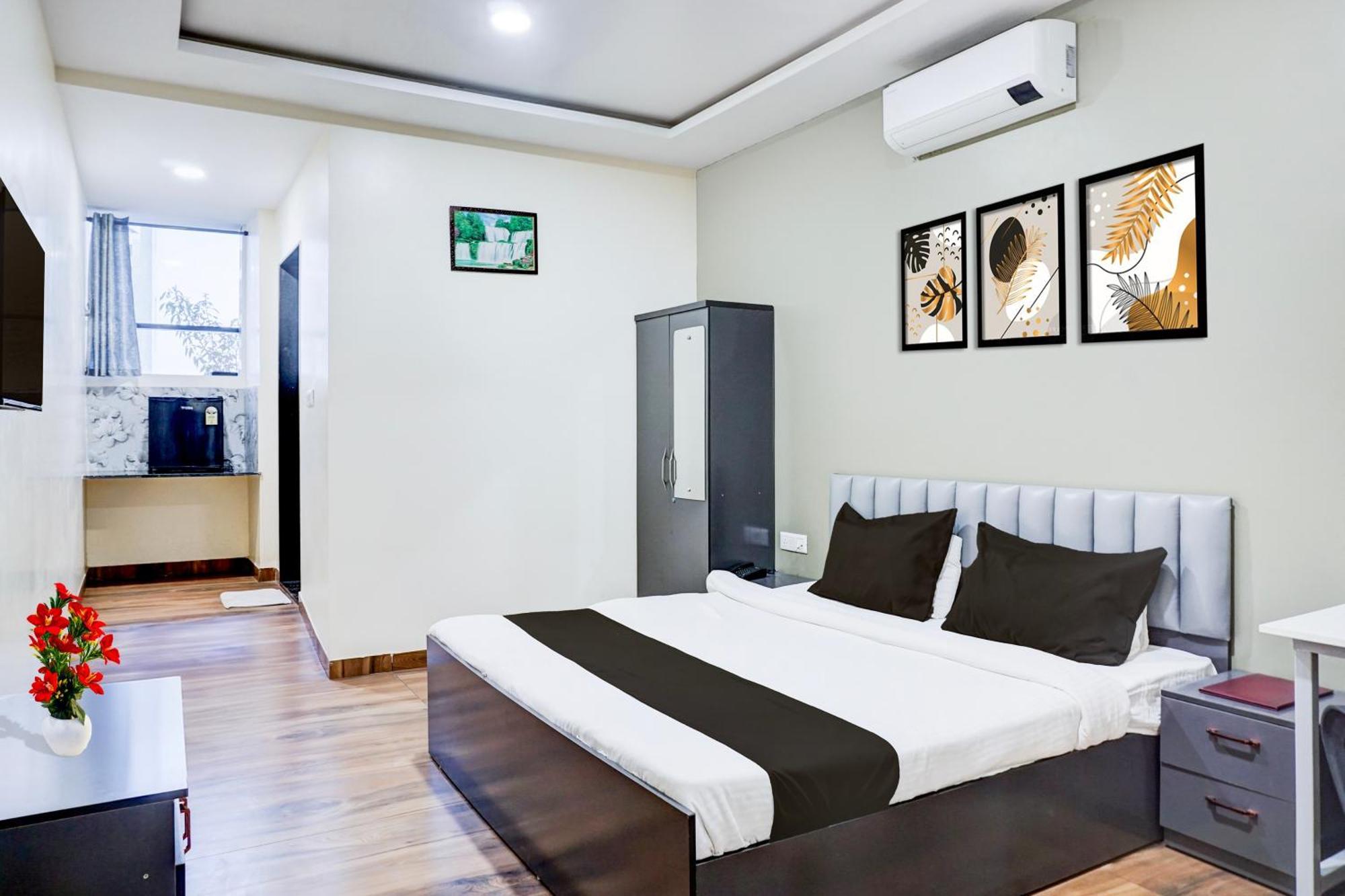 Super Collection O Pashan-Sus Road Baner Formerly Grey Stone Pune Exterior photo